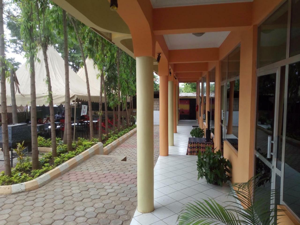Snow View Hotel Boma la Ngombe Exterior foto